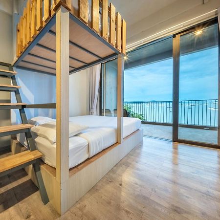 Shin Arch39 Phuket Beach Front - Sha Plus Chalong Exterior photo